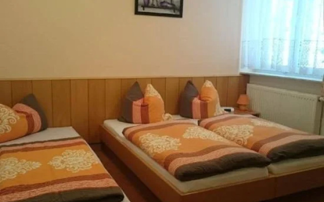 Pension & Berggasthaus Kapellenstein