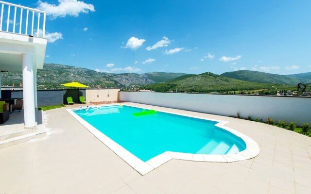 Luxury Villa Horizon