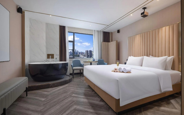 FUNGEE Hotel Yueyanglou Pedestrian Street, Yueyang