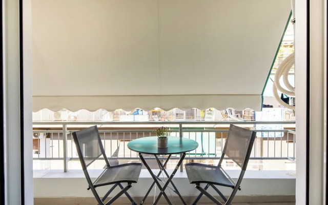 Mystique 2-Bedroom Apartment in Athens