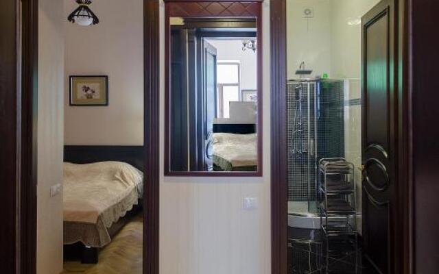 TiflisLux Apartment - Old City