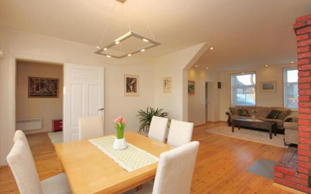Karja Holiday Apartment