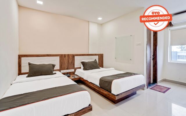 OYO Flagship 22336 Mancheswar Industrial Estate