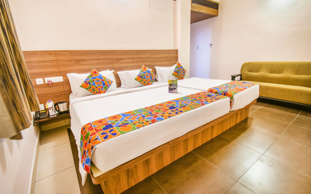 Fabhotel Radha Residency