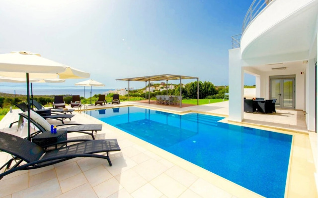 Pool Villa Stella Crete 500m From sea