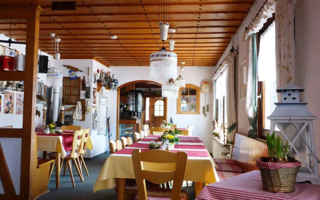 Höhengasthaus Kolmenhof an der Donauquelle