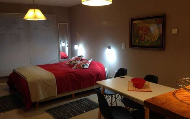 Comfortable Apartment w Great Location