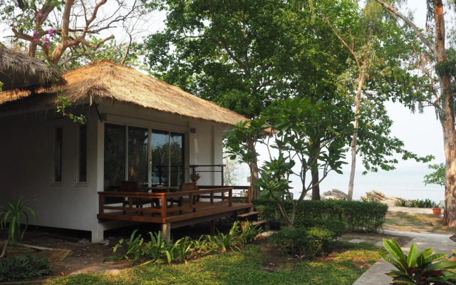 Larissa Samed resort