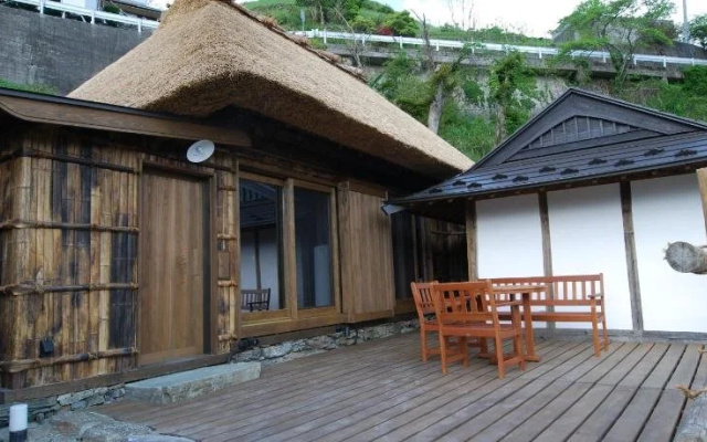Tougenkyo-Iya-no-Yamazato
