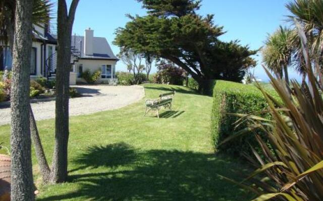 Clifford House B & B