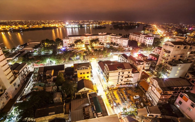 Moonlight Hotel Hue