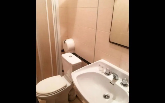 Valensija - Cute Cottage in big Yard