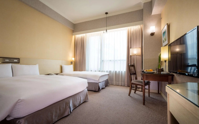 Royal Chiayi Hotel
