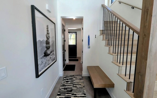 Alcove 74