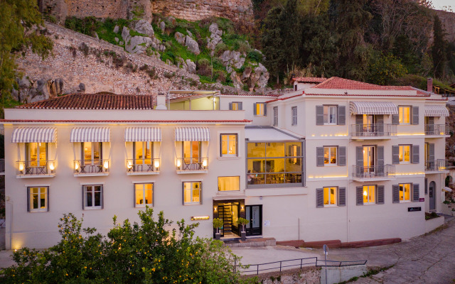 Leto Nuevo Hotel
