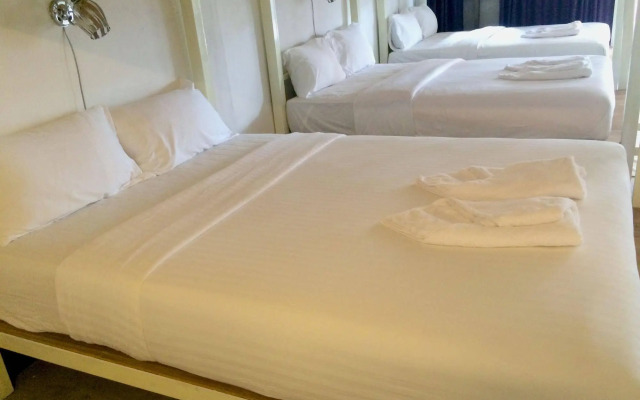 Pai Hostelle - Caters to Women