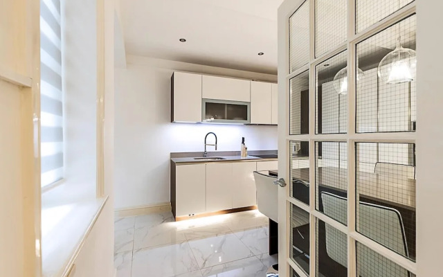 Elegant West London Flat Near Top Attractions