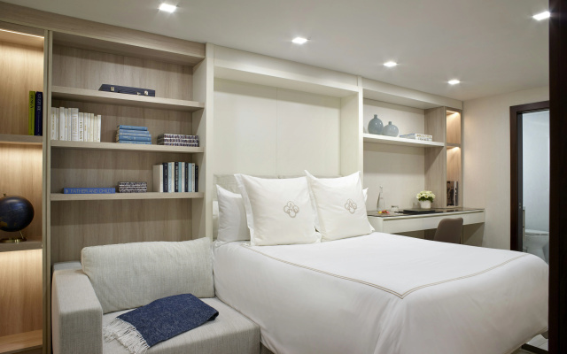 Acqualina Resort & Residences On The Beach