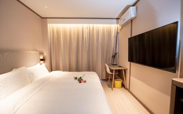 Hanting Hotel Kunming North Railway Station Metro Station