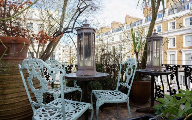 Queen's Gardens Delight