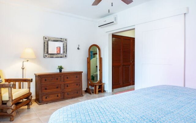 Hacienda San Jose B3 1 Bedroom Condo by RedAwning