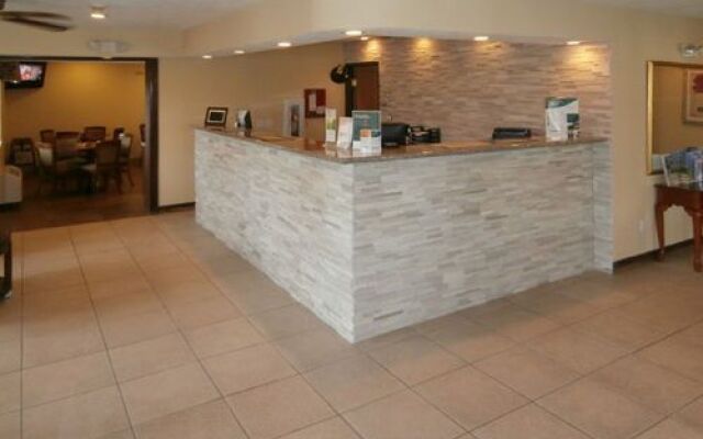 Baymont Inn & Suites Decatur