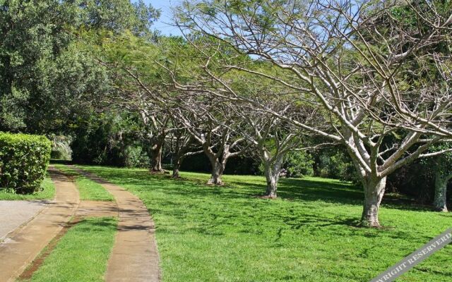 Tau Gardens