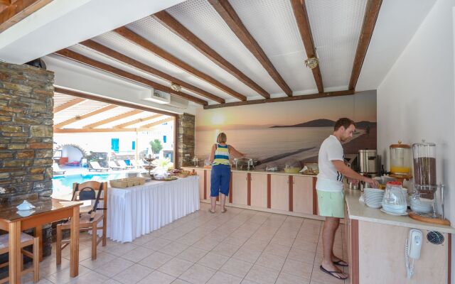 Agios Prokopios Hotel
