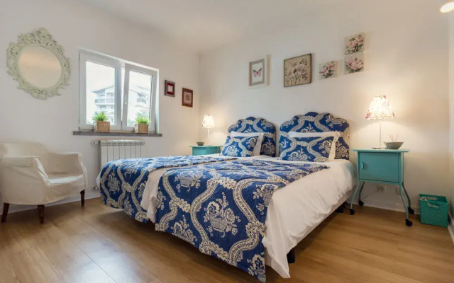 Petunia - Guest House