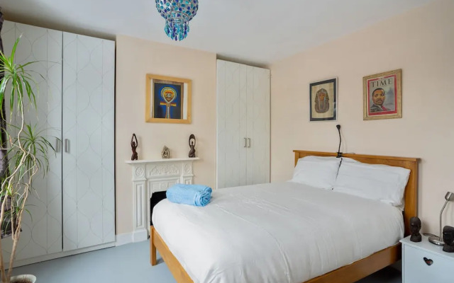NEW Spacious 2BD House With Garden Gillingham Kent