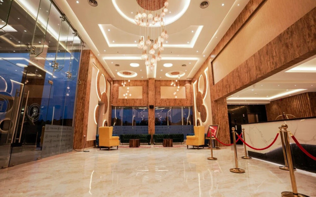 Royal Ritz