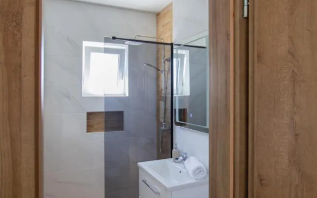 Apartments M
