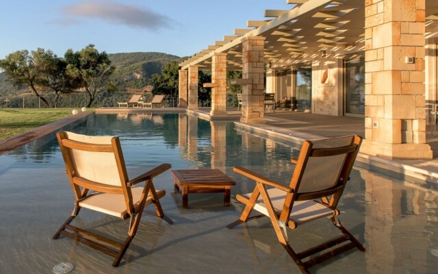 Artina Villas