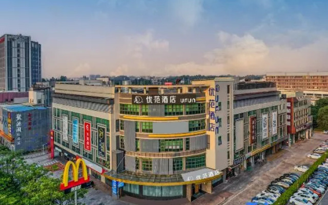 Kunlong Hotel