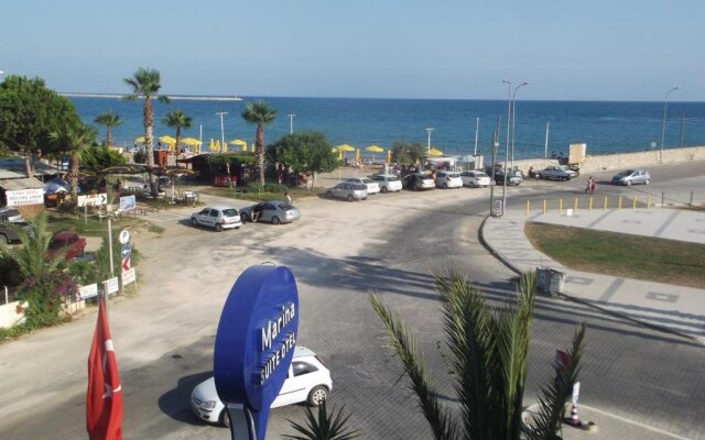 Marina Hotel