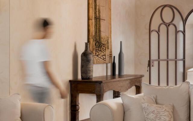Porto Naxos Hotel