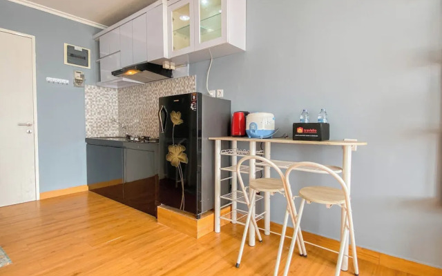 Warm and Cozy Studio at Sentul Tower Apartment
