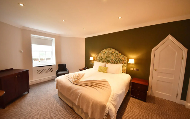 The Elvetham Hotel