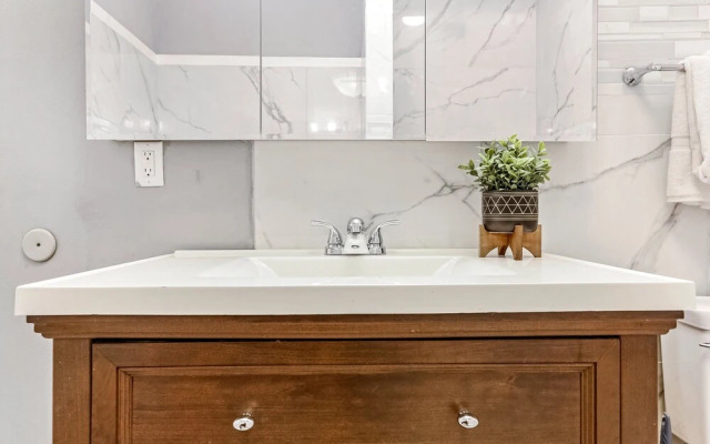 Fully Furnished Condos Near St Charles
