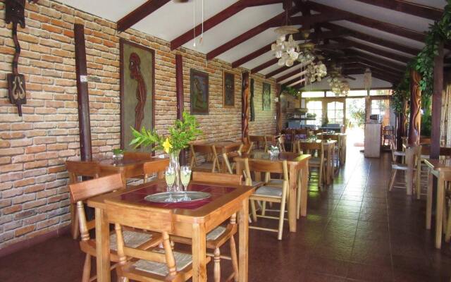 Mataveri Inn