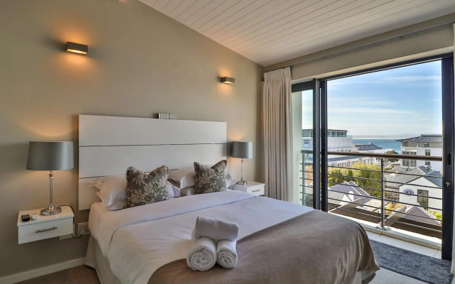 Whale Coast All-Suite-Hotel