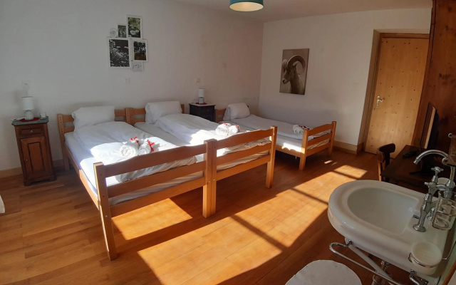 Hotel Post Cunter – Guest Rooms – Cunter