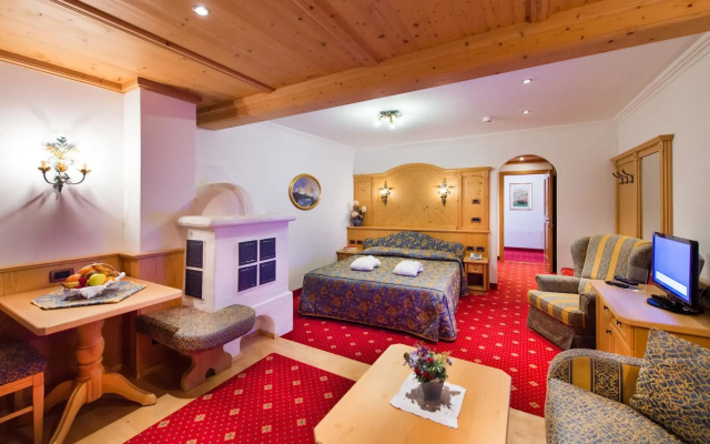 Alpen Hotel Corona