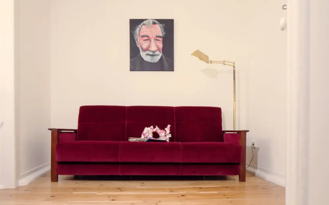 Lisbon Calling Rooms & Studio