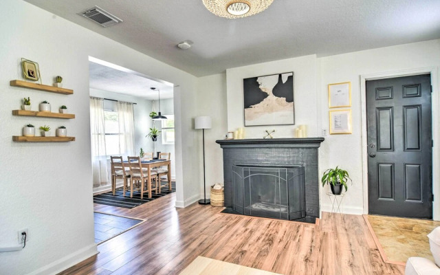 Family-friendly Clearwater Home w/ Game Room!