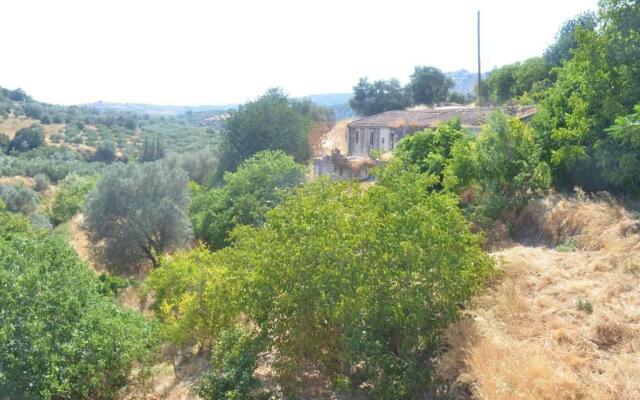 Beautiful 2-bed House in Panagia Crete
