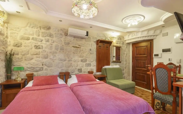 Apartments Wine House Old Town