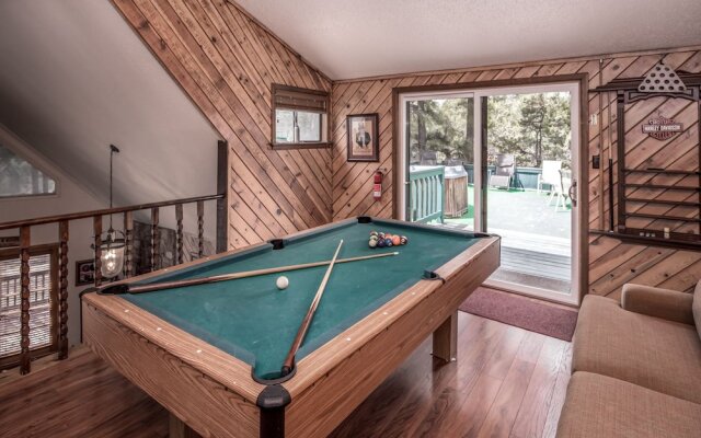 206 Coal Mountain - Three Bedroom Cabin