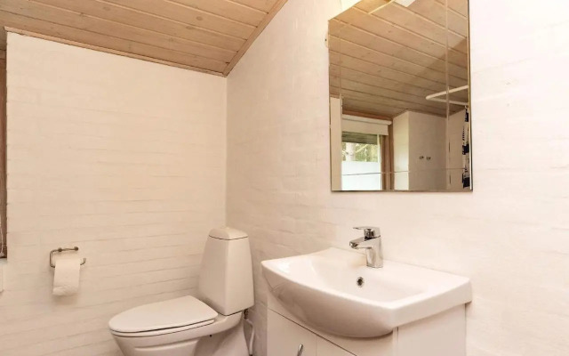 8 Person Holiday Home in Albæk