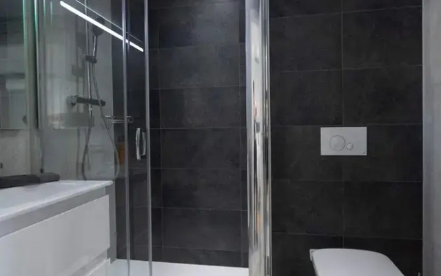 Top Studio With View-hosted by Sweetstay